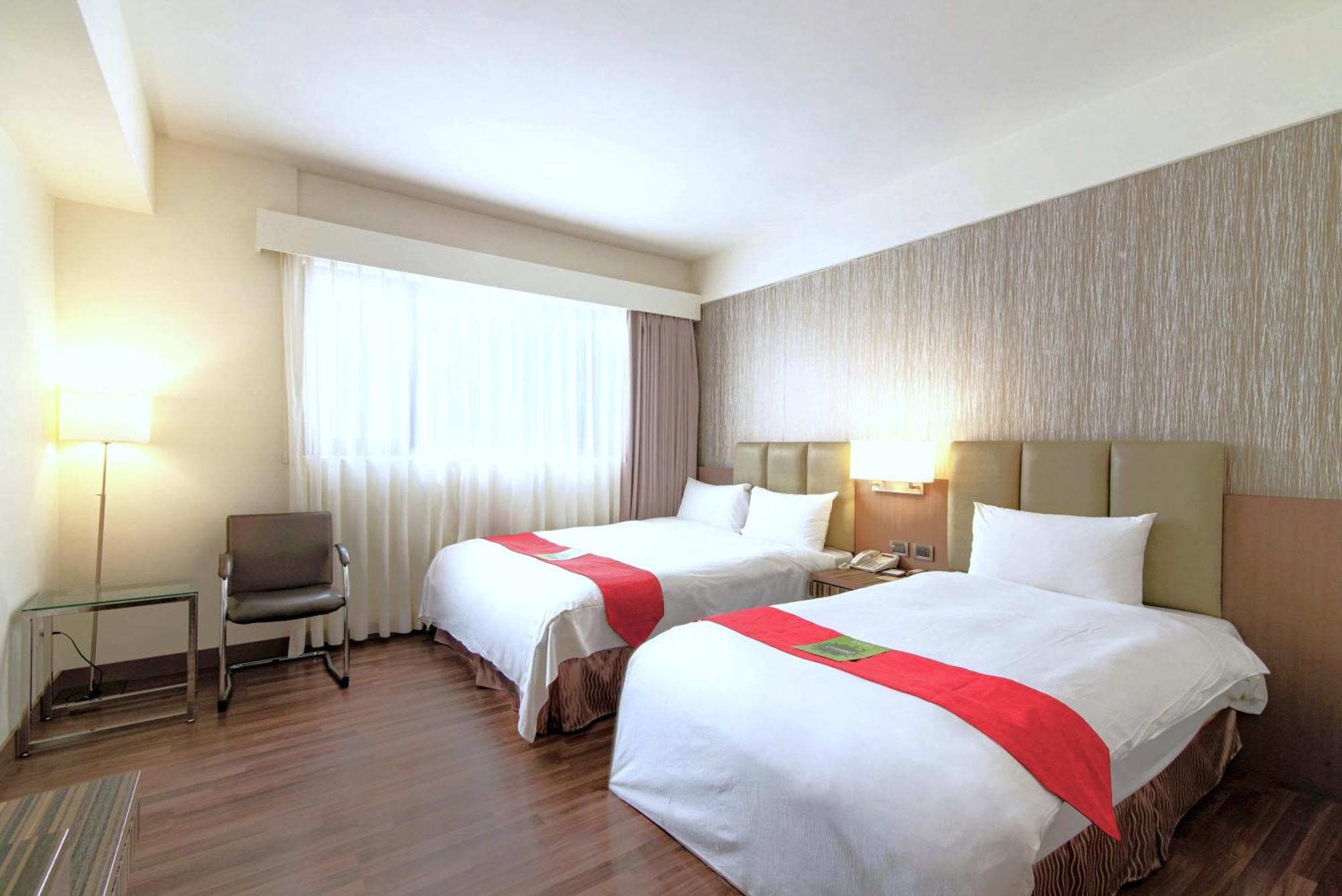 Lishiuan Hotel Хуалянь Экстерьер фото