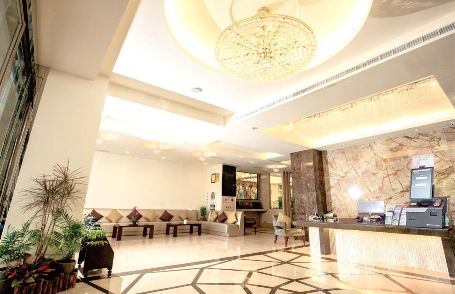 Lishiuan Hotel Хуалянь Экстерьер фото